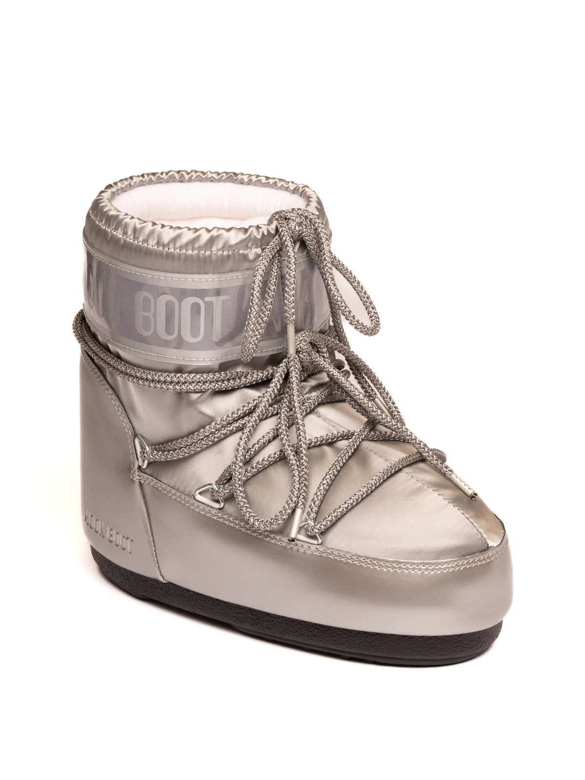 Stivaletto doposci in nylon argento Moon Boot, vista tre quarti anteriore con lacci incrociati